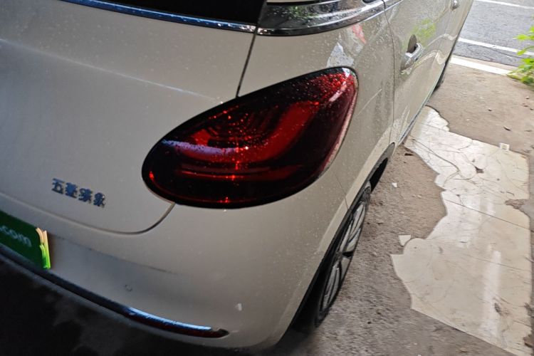 五菱汽车 五菱缤果 2025款 333km 悦享款车身外观9