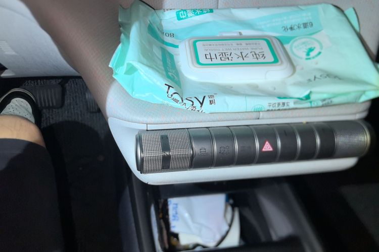 比亚迪 海豚 2021款 405km 时尚版中控内饰18