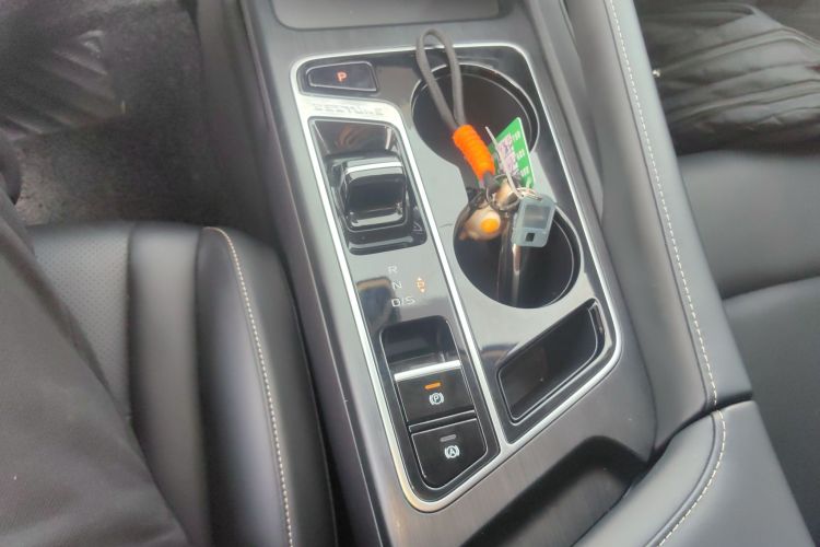 奔腾B70 2025款 龙耀版 1.5T 欢享型中控内饰18