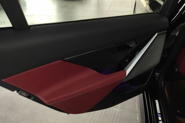 宝马5系 2025款 525Li M运动套装中控内饰7008