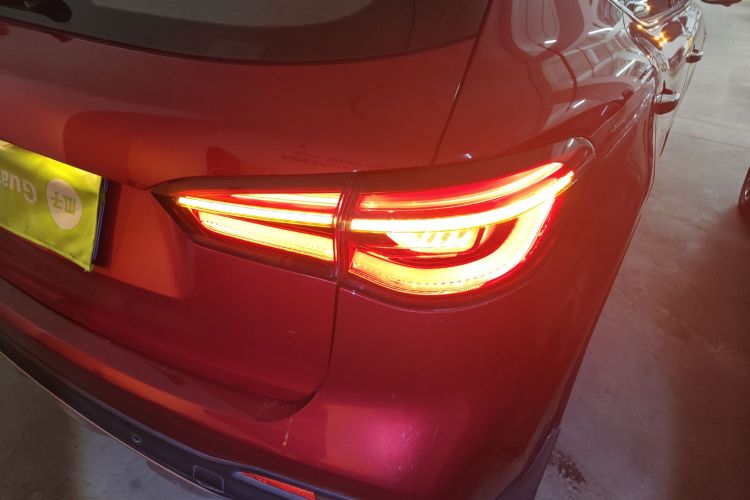 名爵HS 2018款 30T 自动两驱Trophy荷尔蒙超燃版 国V车身外观6006