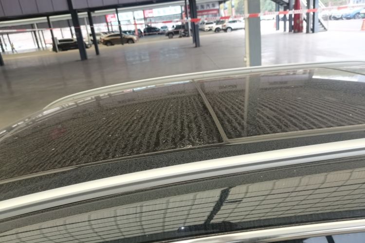 奔腾T90 2023款 1.5T DCT 自动豪华型局部细节57