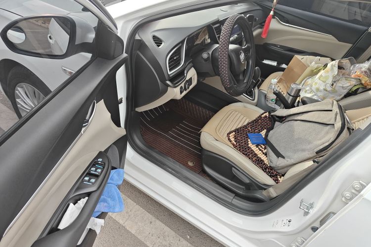 别克 英朗 2016款 15N 自动精英型中控内饰20