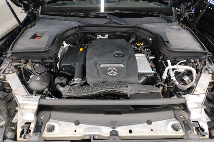 奔驰GLC 2019款 改款 GLC 300 L 4MATIC 动感型机舱底盘24