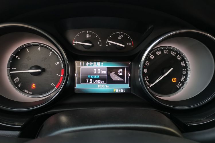 别克 威朗 2015款 三厢 20T 双离合精英型中控内饰14