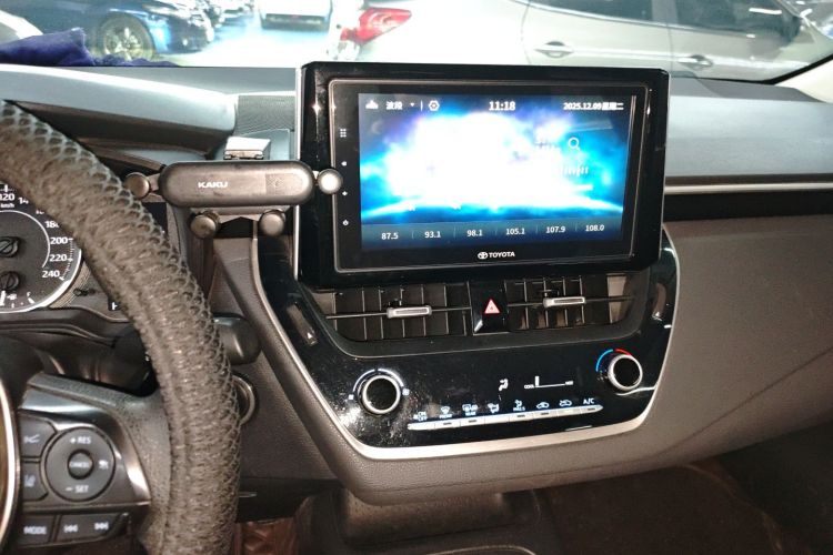 丰田 卡罗拉 2019款 1.2T S-CVT GL-i精英版中控内饰16