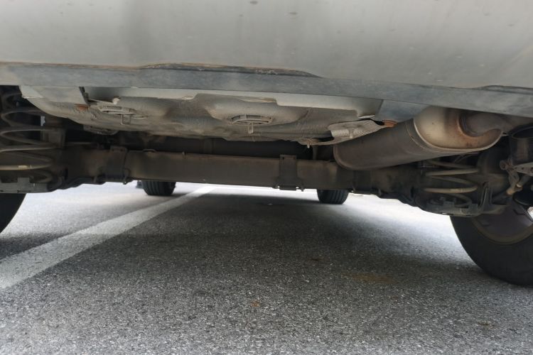 标致2008 2014款 1.6L 自动时尚版局部细节9008