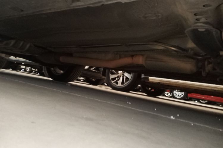 福特 翼虎 2017款 EcoBoost 180 两驱铂翼型局部细节9001