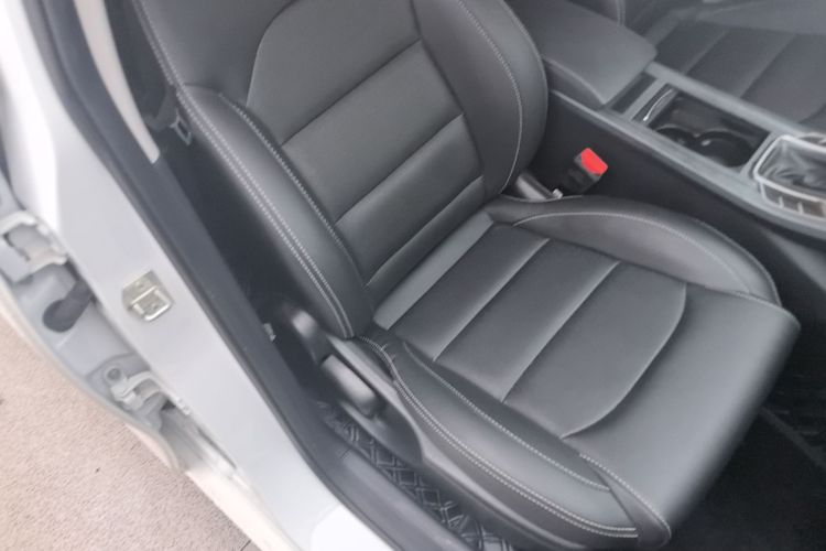 吉利汽车 帝豪 2021款 UP 1.5L CVT豪华型局部细节41