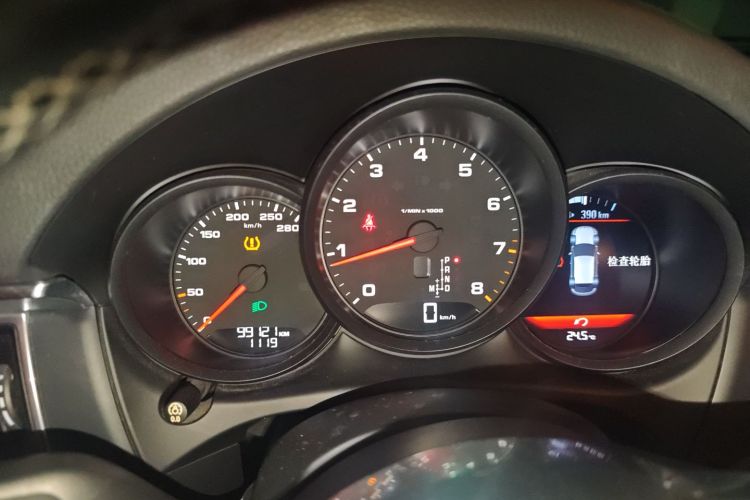 保时捷 2016款 Macan 2.0T中控内饰14