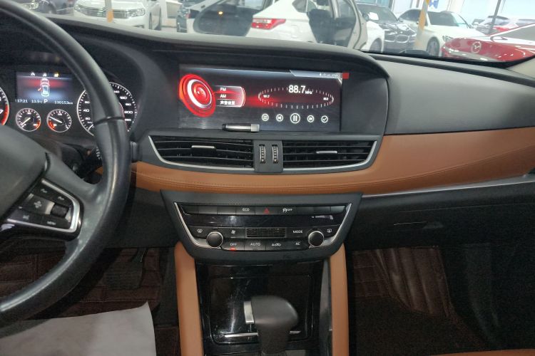 宝沃BX7 2016款 28T 两驱精英版 5座局部细节16