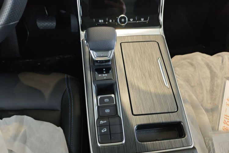 荣威RX5 2023款 PLUS 330TGI 自动领潮智惠版中控内饰18