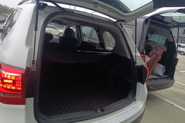 哈弗H6 2015款 改款 运动版 1.5T 手动两驱精英型机舱底盘23