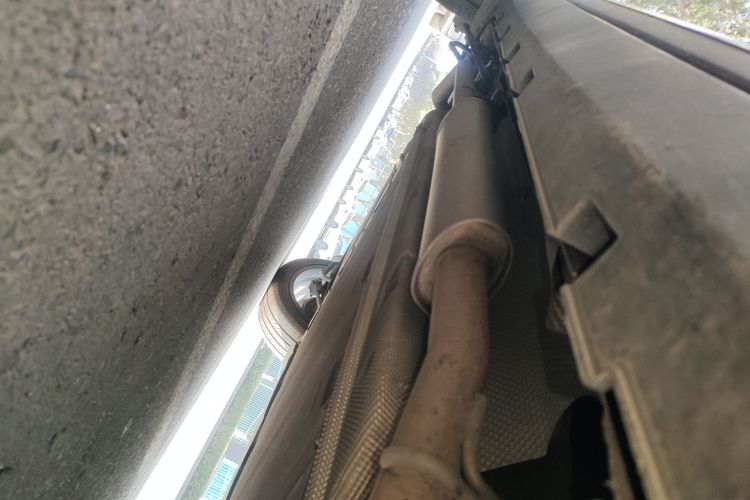 比亚迪 唐新能源 2021款 DM-i 112KM 尊荣型局部细节9001