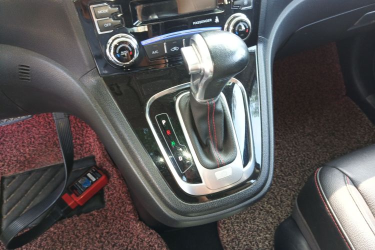 哈弗H6 2016款 升级版 1.5T 自动两驱精英型中控内饰18