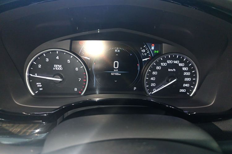 凯迪拉克XT5 2018款 28T 四驱豪华型中控内饰14