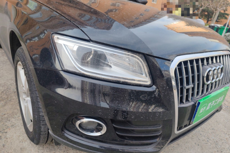 奥迪Q5 2016款 40 TFSI 技术型车身外观8