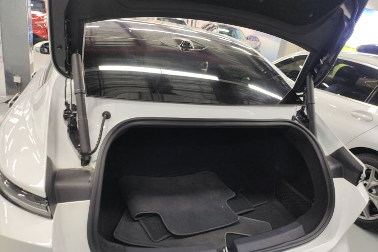 蔚来ET5 2024款 75kWh机舱底盘23