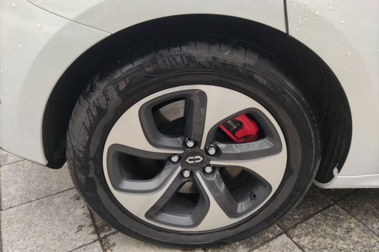 鸿蒙智行 问界M5 2022款 增程后驱标准版车身外观6008