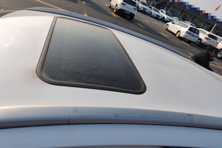 吉利汽车 远景X3 2017款 1.5L 手动尊贵型局部细节57