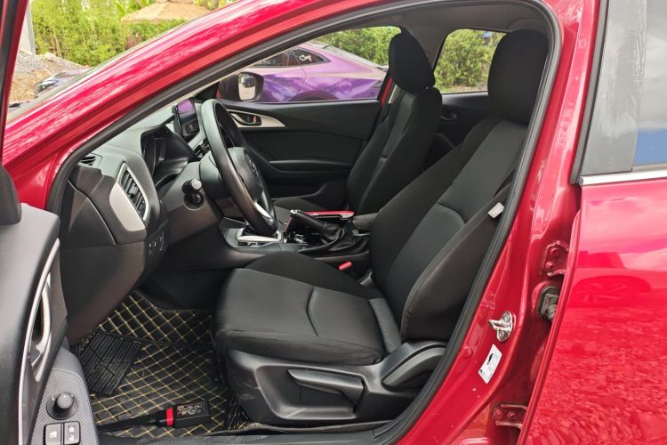 马自达3 昂克赛拉 2019款 云控版 三厢 1.5L 自动舒适型 国VI中控内饰19