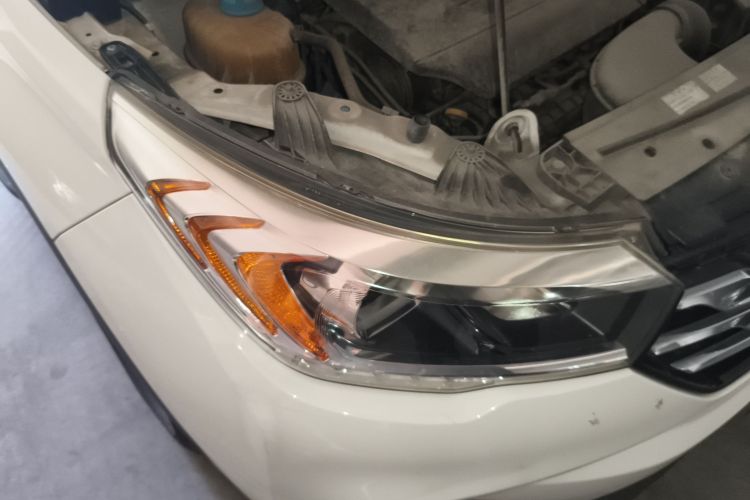 广汽传祺 传祺GS4 2016款 235T G-DCT精英版车身外观6006