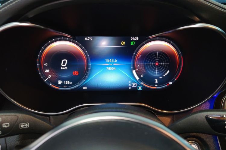 奔驰GLC 2020款 GLC 260 L 4MATIC 豪华型中控内饰14