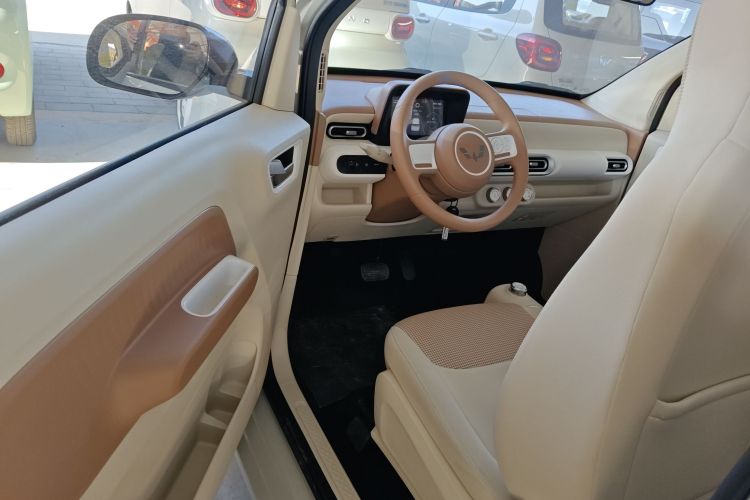 五菱汽车 宏光MINIEV 2024款 第三代 215km 青春版中控内饰20