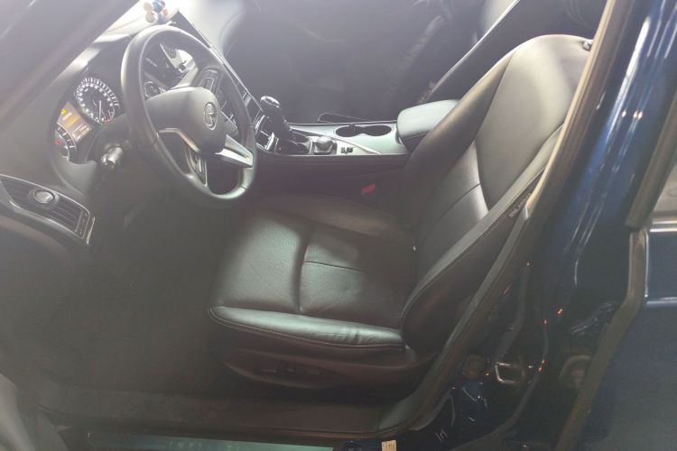 英菲尼迪Q50L 2018款 2.0T 逸享版 国VI局部细节19