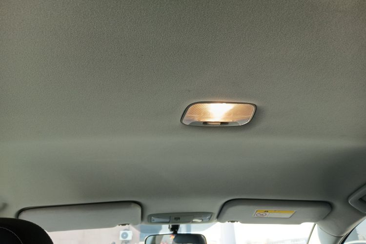 三菱 翼神 2016款 1.8L CVT黑白复刻版中控内饰22