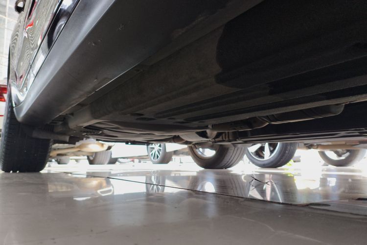 保时捷 2014款 Macan 2.0T机舱底盘29