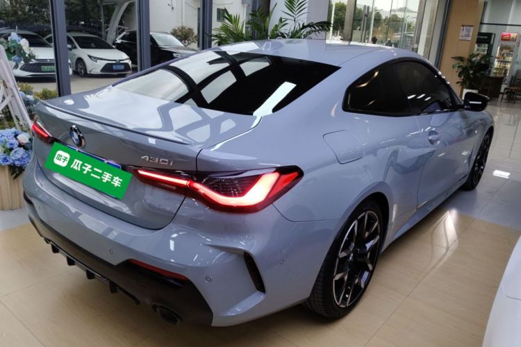 宝马4系 2024款 430i M运动曜夜套装车身外观7