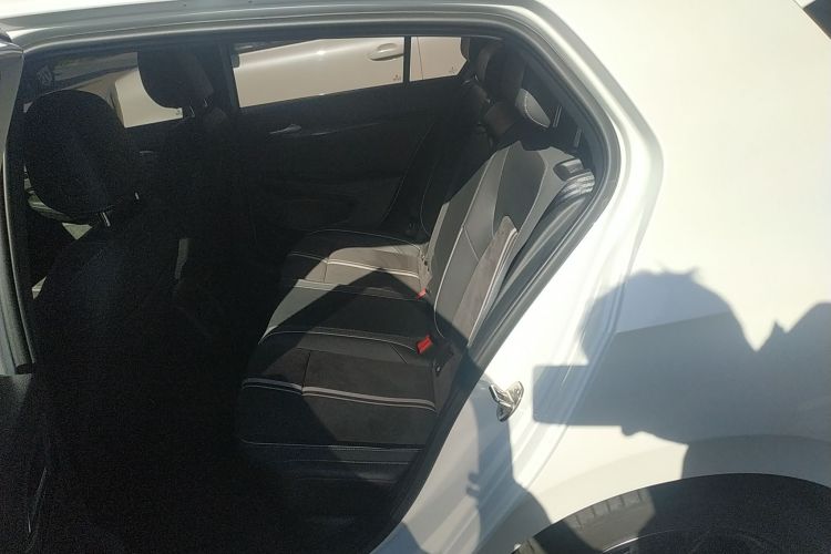 大众 高尔夫 2023款 改款 280TSI DSG R-Line Lite中控内饰7004