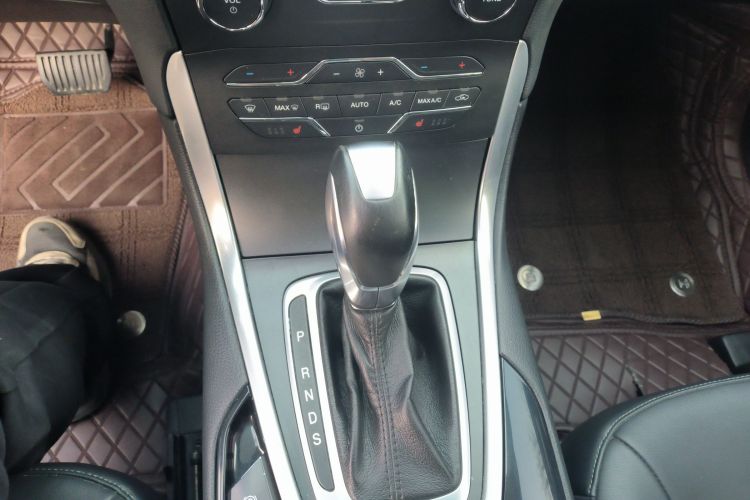 福特 锐界 2015款 2.0T GTDi 两驱豪锐型中控内饰18