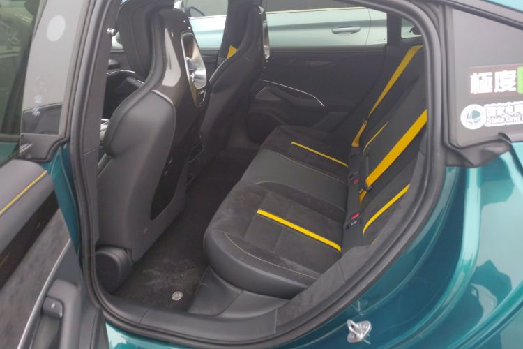 小米汽车 小米SU7 Ultra 2025款 Ultra中控内饰21