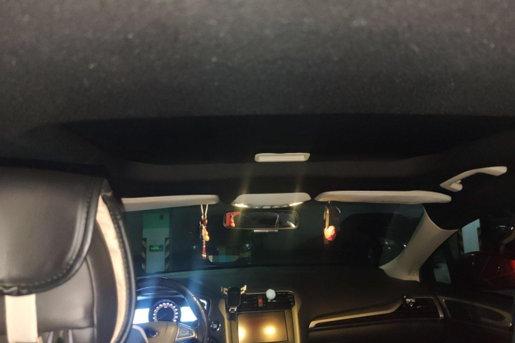 福特 蒙迪欧 2013款 2.0L GTDi200豪华型中控内饰22