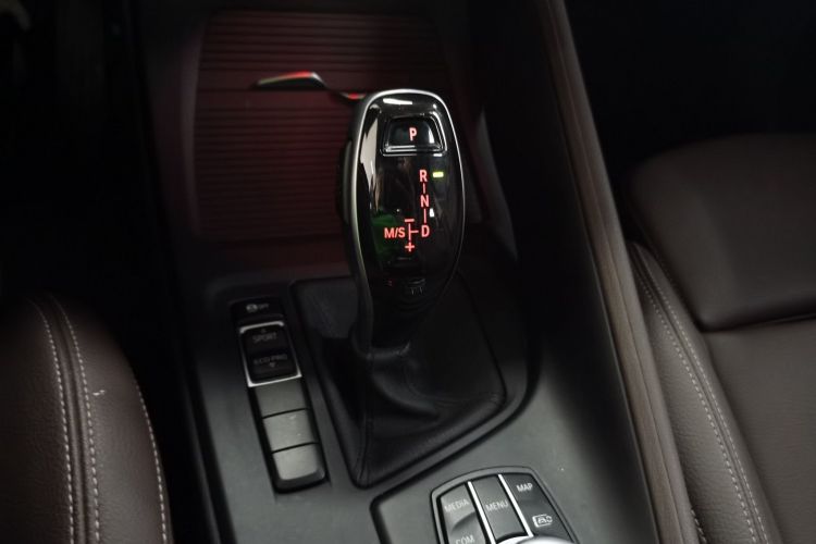 宝马X1 2021款 sDrive25Li 领先型中控内饰18