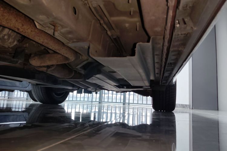 捷豹F-PACE 2016款 3.0 SC 四驱R-Sport运动版局部细节9002