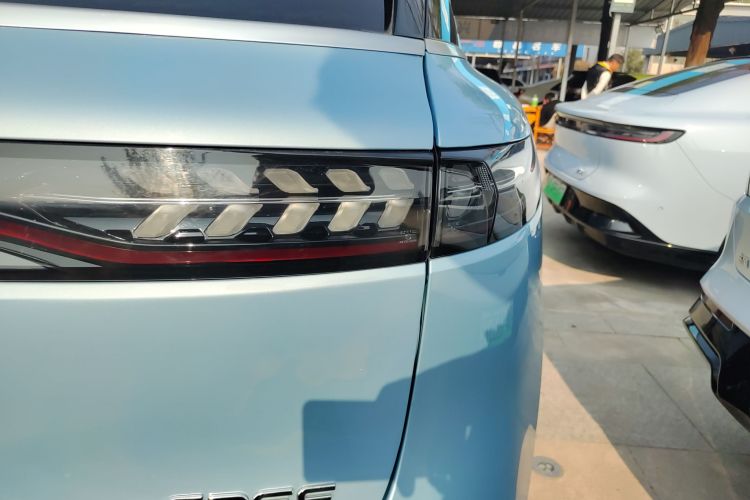 岚图汽车 岚图FREE 2022款 四驱超长续航纯电版车身外观6006