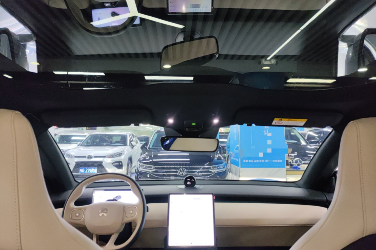 蔚来ET5T 2023款 75kWh Touring中控内饰22