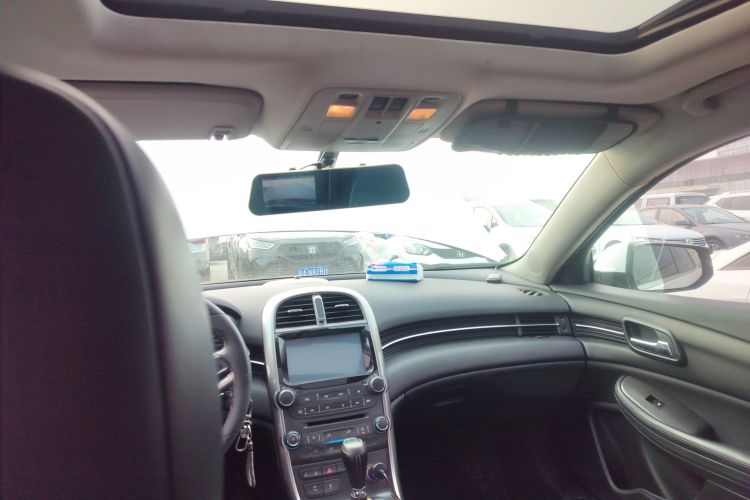 雪佛兰 迈锐宝 2013款 1.6T 自动舒适版中控内饰22