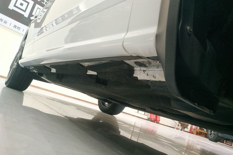 奥迪Q5L 2020款 改款 40 TFSI 荣享时尚型局部细节9001