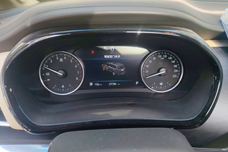 别克GL8 2023款 陆上公务舱 652T 豪华型中控内饰14