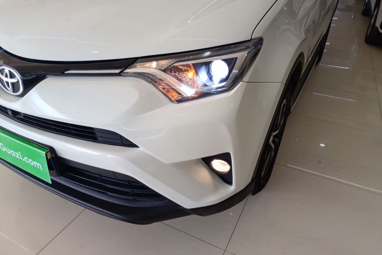 丰田 RAV4荣放 2019款 2.0L CVT两驱先锋版 国V局部细节36
