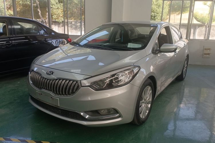 起亚K3 2013款 1.6L 自动GL车身外观1