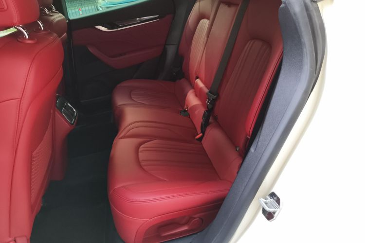 玛莎拉蒂 Levante 2022款 2.0T GT锋芒版中控内饰21