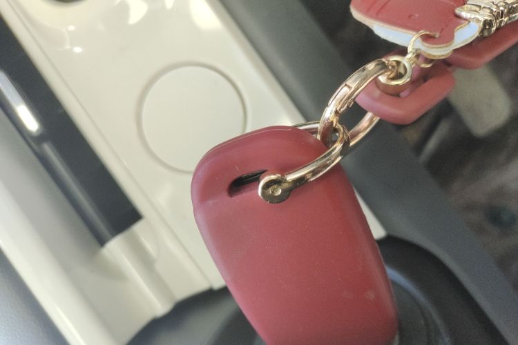 长安启源 长安Lumin 2022款 210km 香甜款中控内饰11