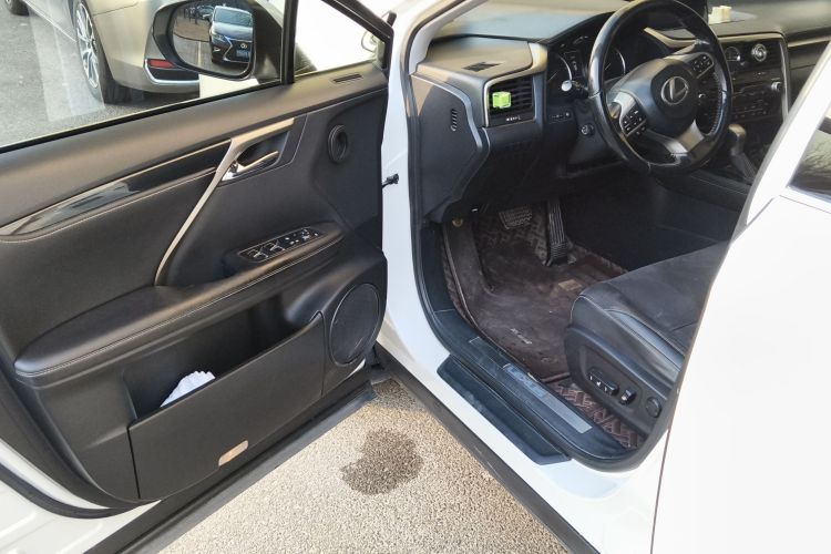 雷克萨斯RX 2016款 300 两驱精英版 国V中控内饰20