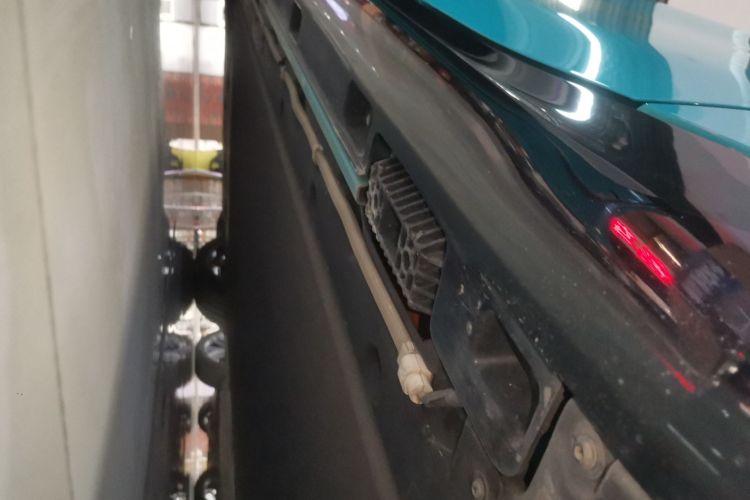 小米汽车 小米SU7 2024款 四驱Max创始版局部细节9002