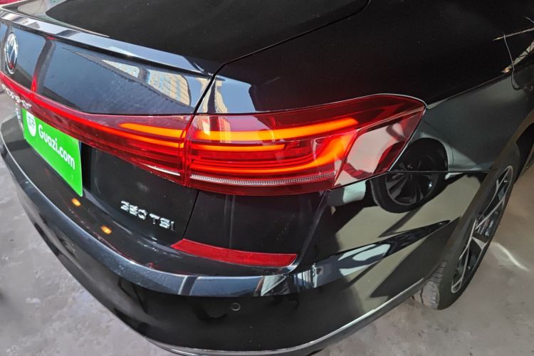 大众 帕萨特 2025款 出众款 380TSI 星空龙腾版车身外观6006